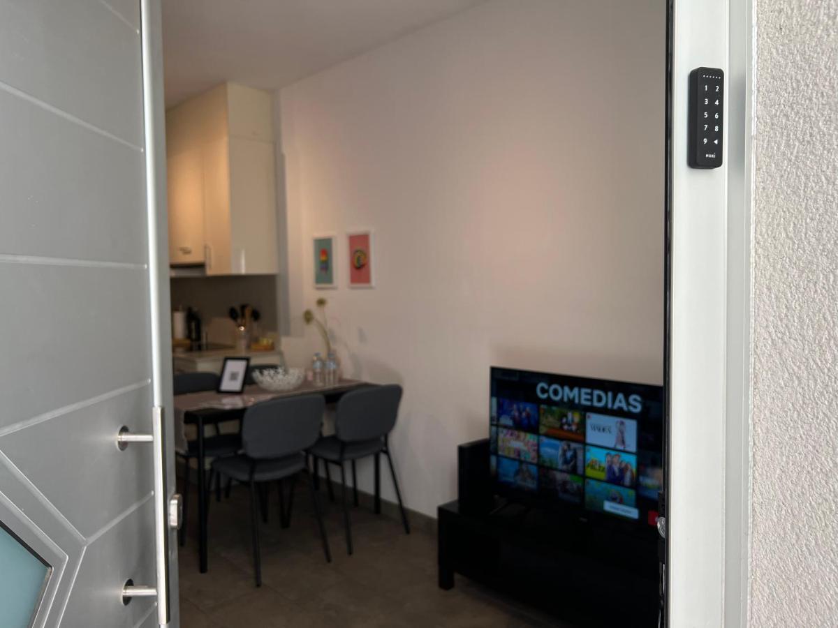 Cozy Apartment Well-Located In Terrassa, Barcelona Exteriör bild