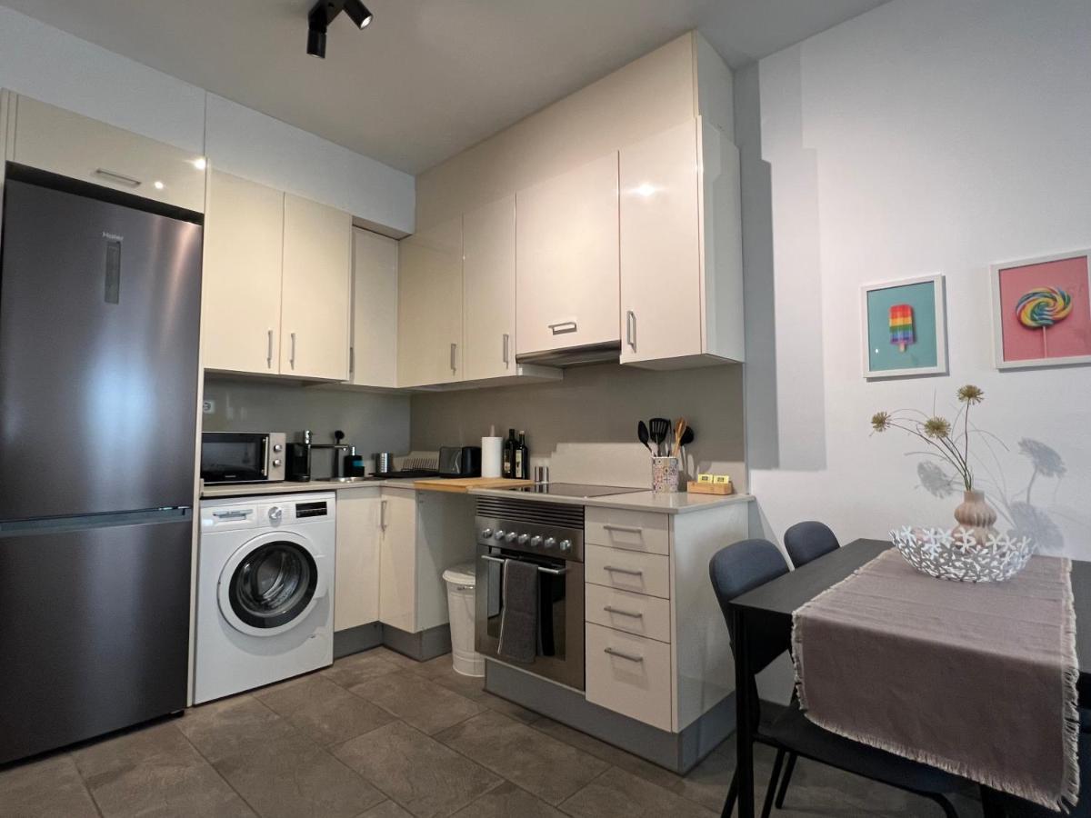Cozy Apartment Well-Located In Terrassa, Barcelona Exteriör bild
