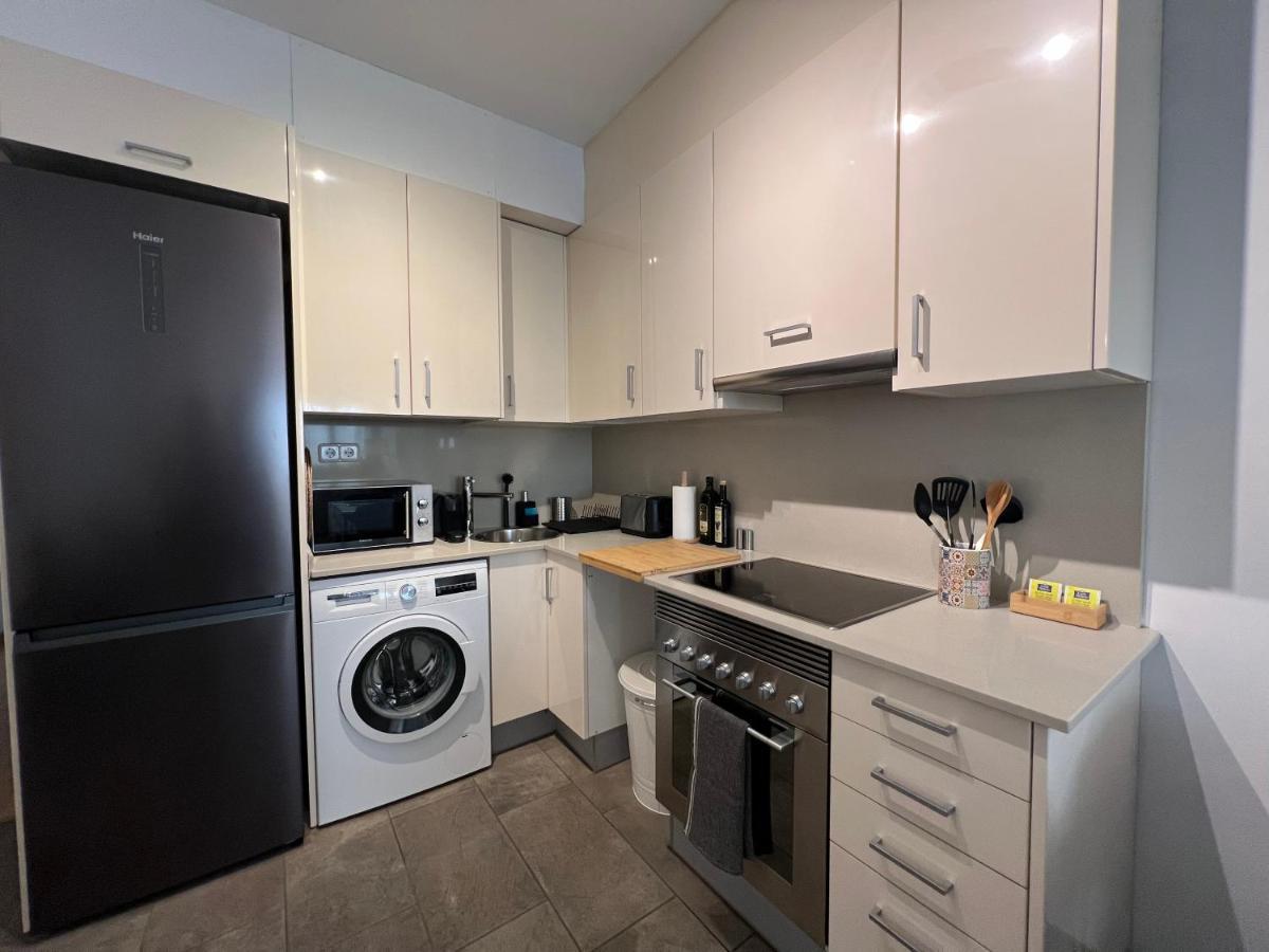 Cozy Apartment Well-Located In Terrassa, Barcelona Exteriör bild
